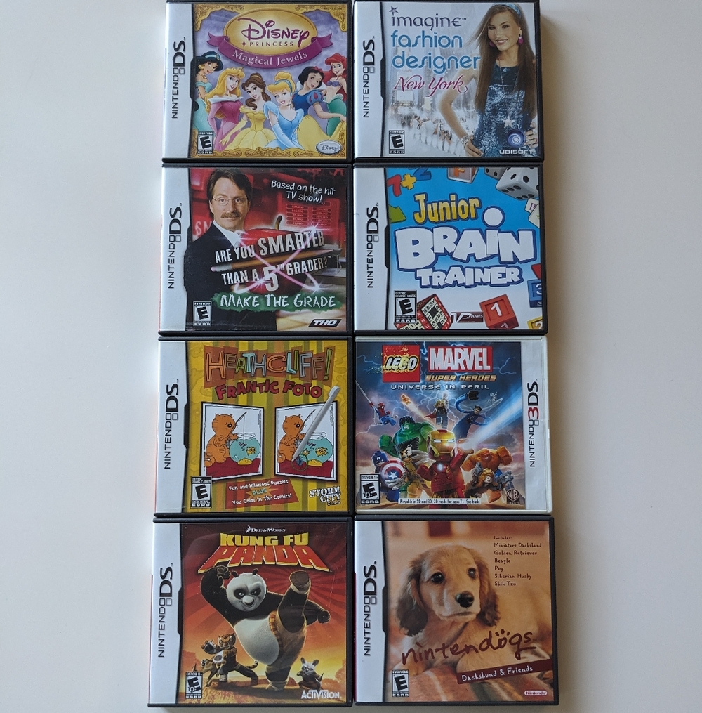 Lot of 8 DS Game Cases *NO GAMES*